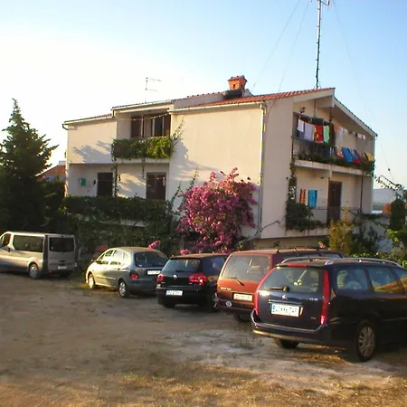 Apartment Matan - Two Bedroom B Murter